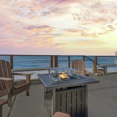 Sea Glass- Ocean Front Gorgeous Home! Central AC!!