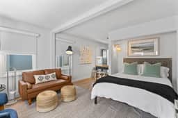 Balboa Island Cottage- Air Conditioning! Walk to the Ferry! - Image 4