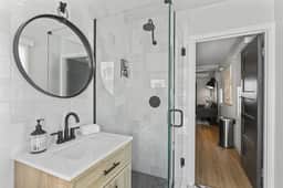 Balboa Island Cottage- Air Conditioning! Walk to the Ferry! - Image 5