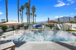 Mountain Grotto Getaway - Image 2
