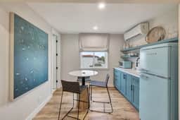 ON Avenida Del Mar- Heart of Downtown- 10 minutes to the Pier! - Image 5