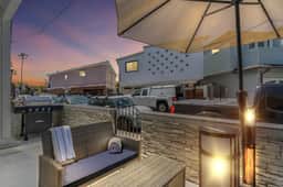 Steps to Lido Village and the Marina- Heart of Lido Island! - Image 2