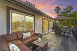 Walk to the Beach, Wedding Venues, Air Conditioning! - Image 4
