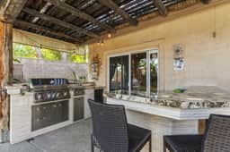 Private Pool, Hot Tub, Spacious and Upscale!  Tropical Vibes! - Image 3
