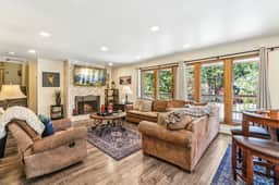 ACROSS FROM LAKE! 230 FIVE STAR REVIEWS! JACUZZI, POOL TABLE, PACMAN, EV CHARGER - Image 5