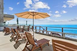 Sea Glass- Ocean Front Gorgeous Home! Central AC!! - Image 2