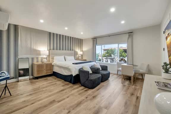 AZUL on Avenida Del Mar Unit1 - Image 1