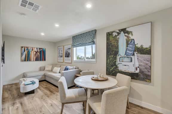 AZUL on Avenida Del Mar Unit5 - Image 1