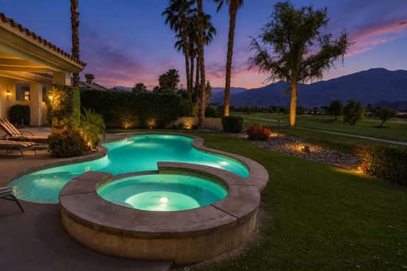 5 Star Rating Oasis Golf Pool Spa 3BED Pga West - Image 1