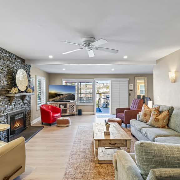 4Br Beach Condo w/ Ocean View and Kids’ Hideaway - Image 1