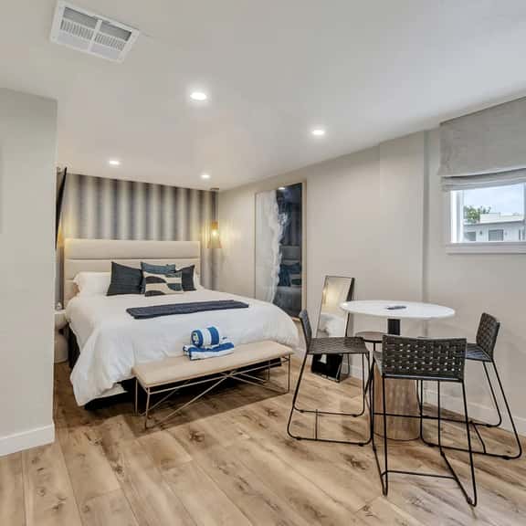AZUL on Avenida Del Mar Unit4 - Image 1