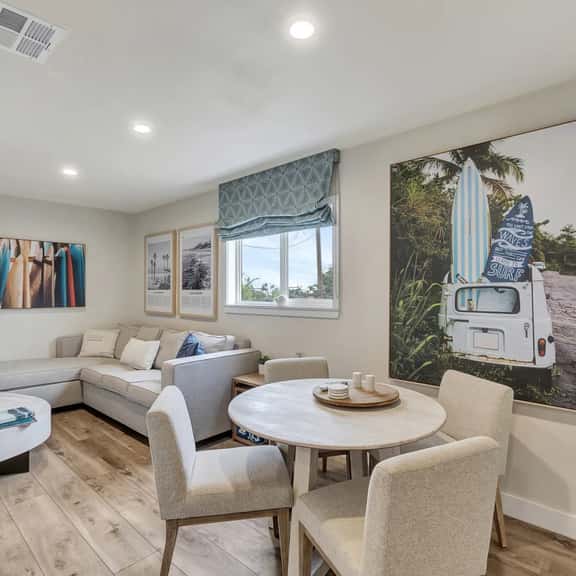 AZUL on Avenida Del Mar Unit5 - Image 1