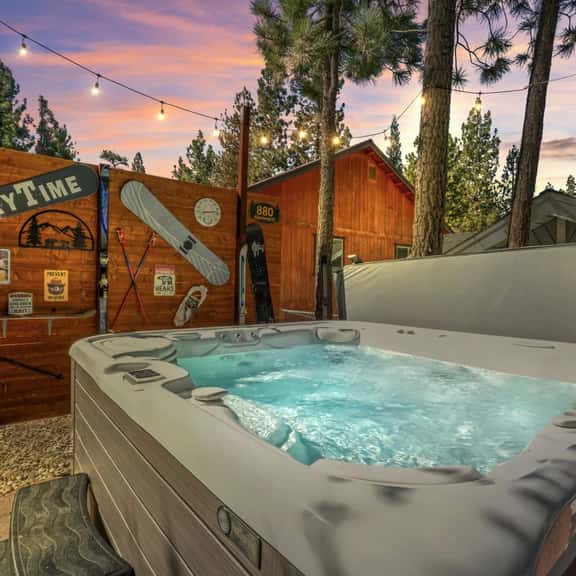 Hot Tub-Game Room-EV Charger- Generator! Loaded! - Image 1