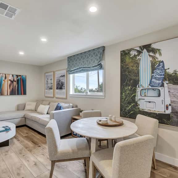 ON Avenida Del Mar- Heart of Downtown- 10 minutes to the Pier! - Image 1