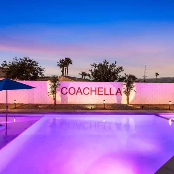 Private Pickleball Court, Pool/Spa, Game Room and More! - Image 1