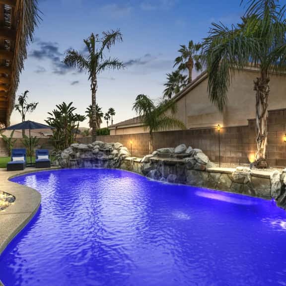 Tropical Vibes! Prime La Quinta Location! - Image 1