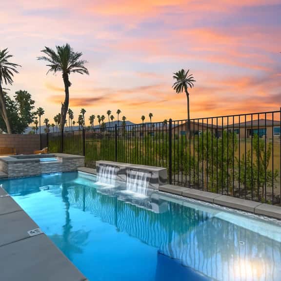 Walk to the Festivals!  Pool, Hot Tub, Pickleball! - Image 1
