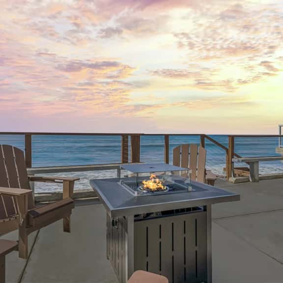 Sea Glass- Ocean Front Gorgeous Home! Central AC!! - Image 1