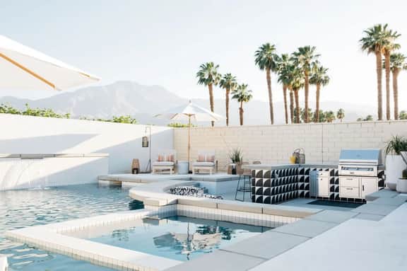 12 Palms - Image 2