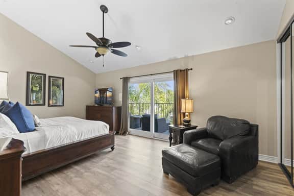 3BR Beach Condo- Walk to Beach, Casino and Ole Hanson Wedding Venues! AC! - Image 3