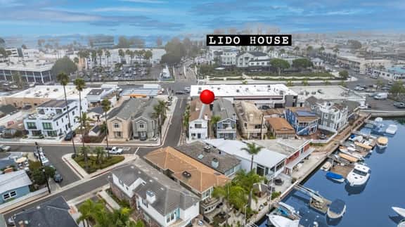 4 Car Parking! Steps 2 Lido Village/Marina/A+ Location! - Image 5