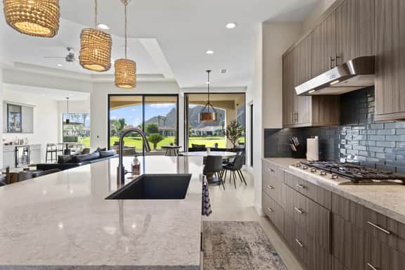 Citrus Club- South Facing- Gorgeous mountain and golf course views! - Image 5