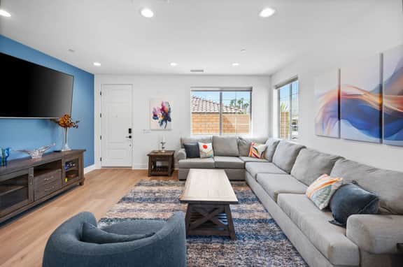 Resortside Oasis - Image 4