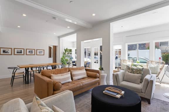 THE Balboa Island House! 5 Bed/5 En Suite Bath, Ferry close! - Image 5