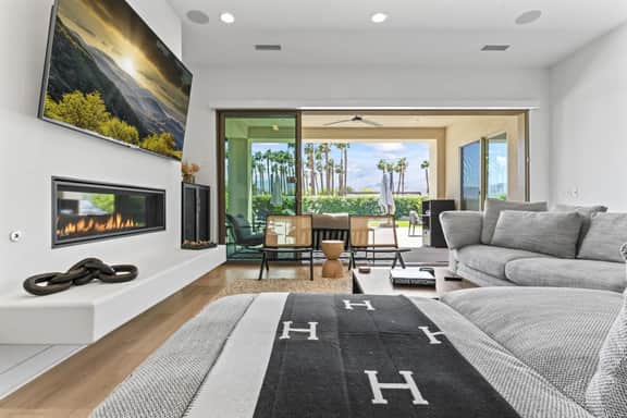 The Platinum House! - Image 3
