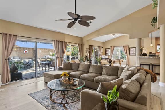 Tropical Vibes! Prime La Quinta Location! - Image 3