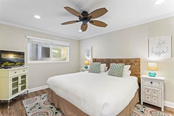 Walk to the Beach, Wedding Venues, Air Conditioning! - Image 3