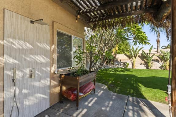 Private Pool, Hot Tub, Spacious and Upscale! Tropical Vibes! - Image 5