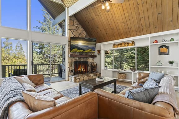 Huron Mountain Retreat - Image 1