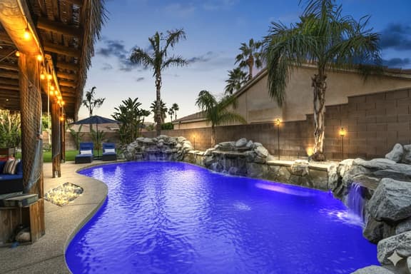 Tropical Vibes! Prime La Quinta Location! - Image 1