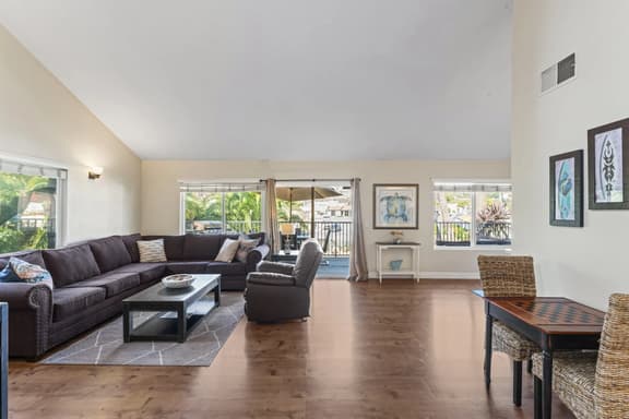 Walk to the Beach, Wedding Venues, Air Conditioning! - Image 1