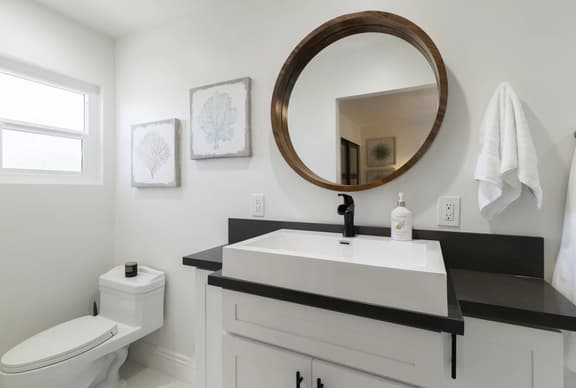 The Lantern District Retreat - Image 1
